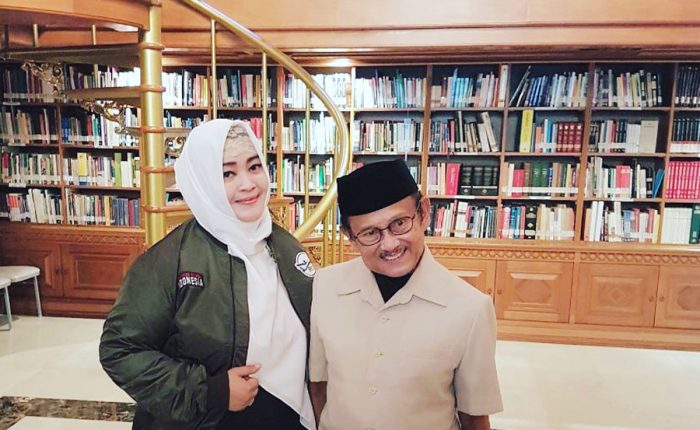 Fahira dan Habibie 4