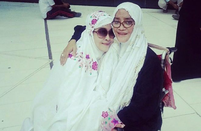 Bahagiakanlah, Senangkanlah, Sayangilah, Rawatlah, Datangilah Selalu Ibumu