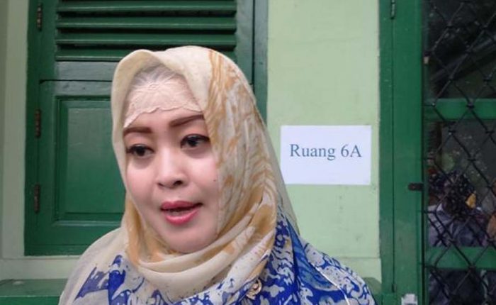 http://www.tribunnews.com/nasional/2018/01/28/fahira-idris-kasus-gizi-buruk-dan-campak-di-asmat-harus-jadi-yang-terakhir?page=all