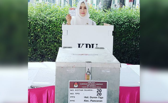 Fahira Idris mencoblos di TPS