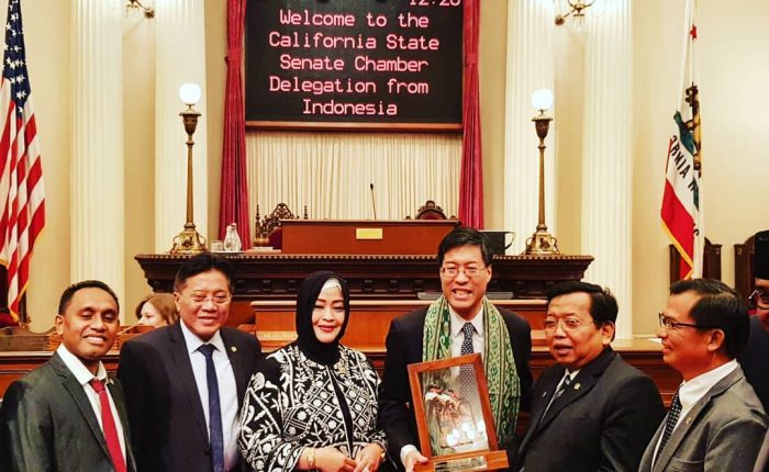 Tentang Amerika Serikat