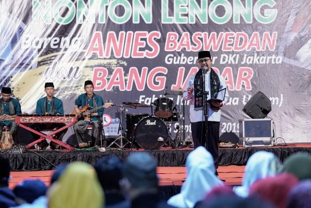 Bang Japar, Fahira Idris, Anies Baswedan nonton Lenong Betawi