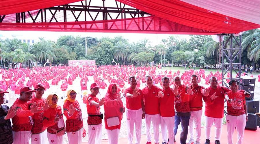 Senam-Tera-Perekat-Kebersamaan-dan-Pilar-Industri-Olahraga-Sehat